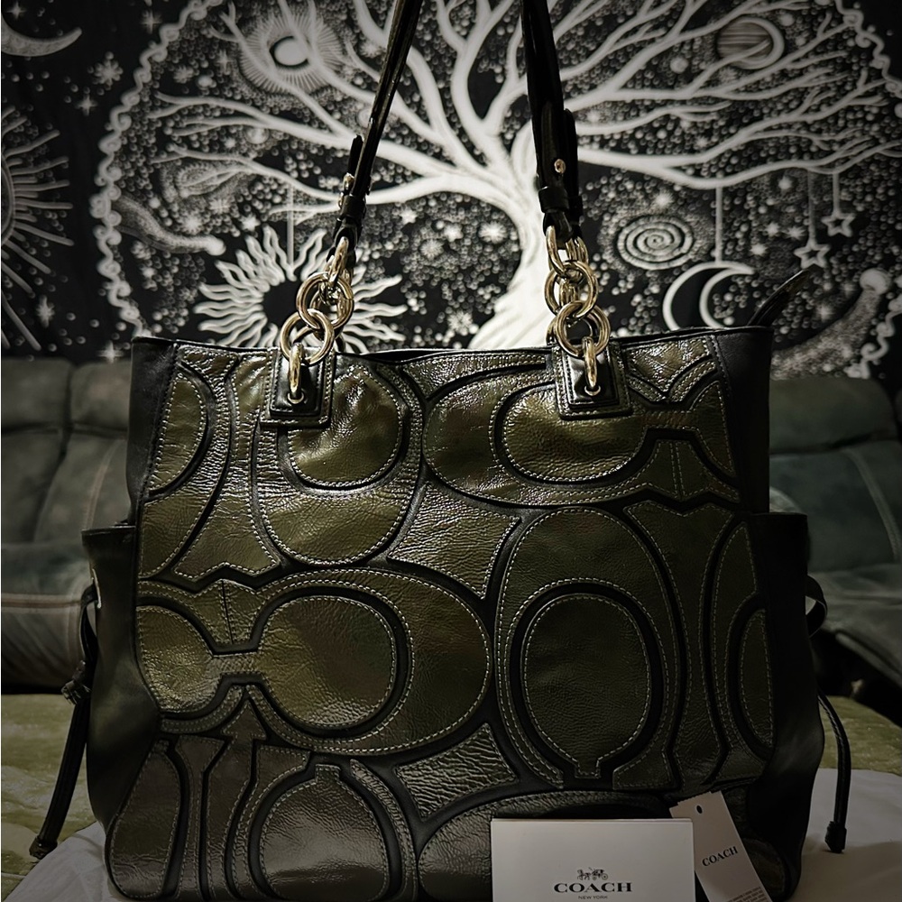 Vintage Coach Y2K style Black and Olive Shoulder Bag - Picture 8 of 15